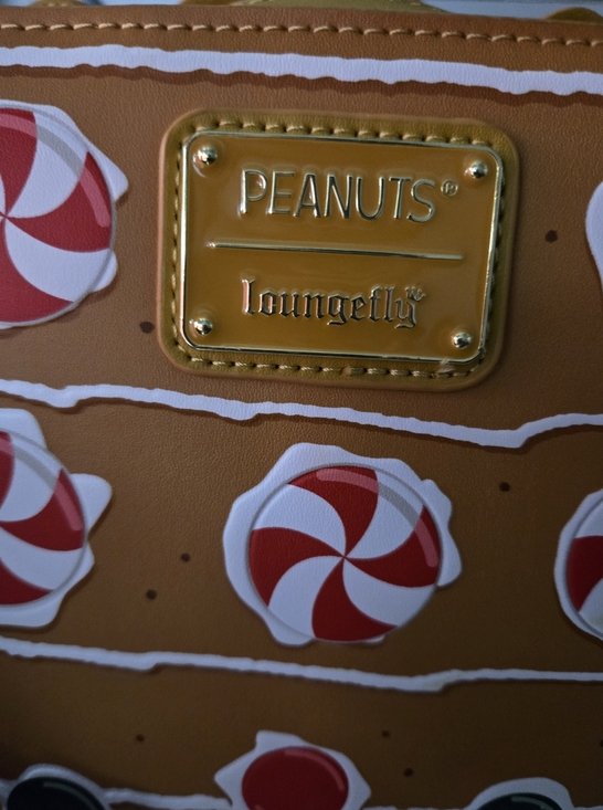 Loungefly Peanutd  Snoopy Gingerbread Crossbody Bag NWT - Picture 2 of 6